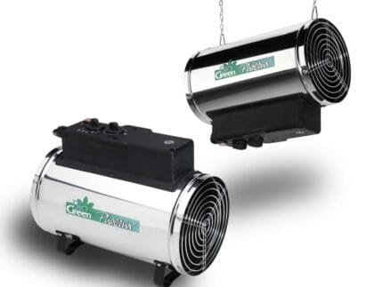 Aerotermă Phoenix montată într-un spațiu comercial – Generator de aer cald ideal pentru încălzire rapidă