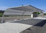 Carport metalic cu structura robusta – vedere laterala
